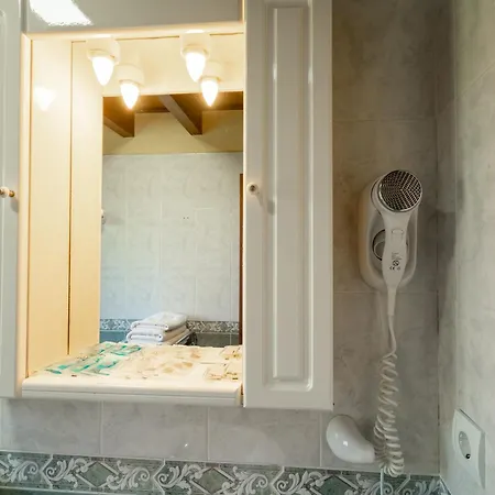 Casa Collado Santo Tomas Bodes