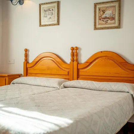 منزل ريفي Casa Collado Santo Tomas